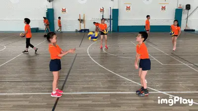 意甲焦点战：国际米兰4-0大胜科莫，路易斯·恩里克闪耀圣西罗